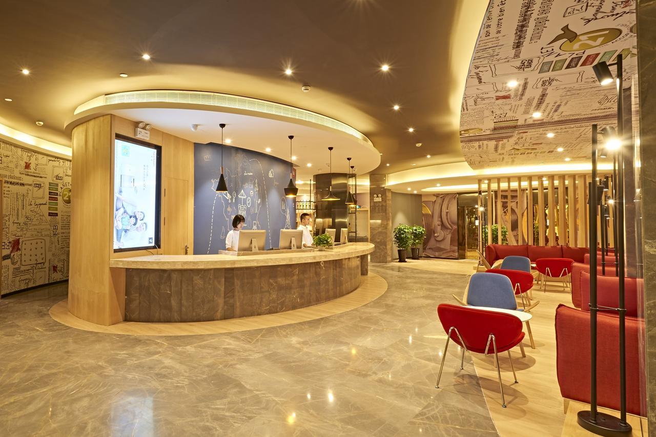 Отель Ibis Wenzhou Ariport Avenue Экстерьер фото