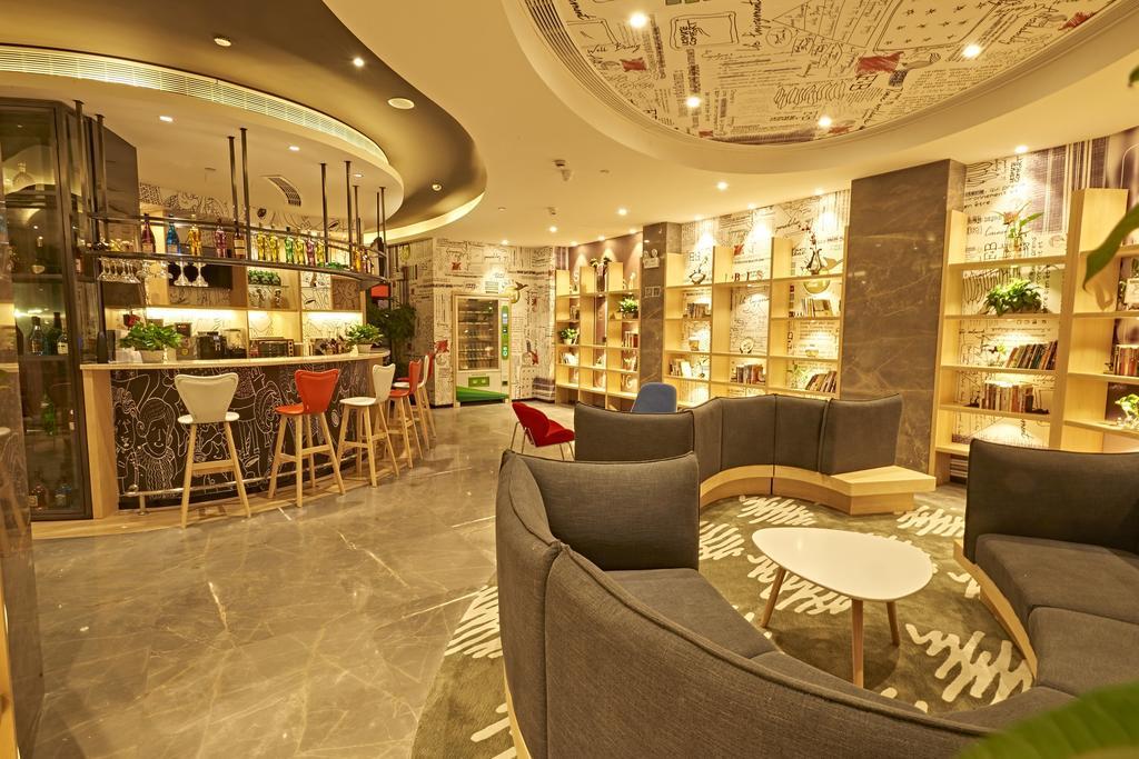 Отель Ibis Wenzhou Ariport Avenue Экстерьер фото