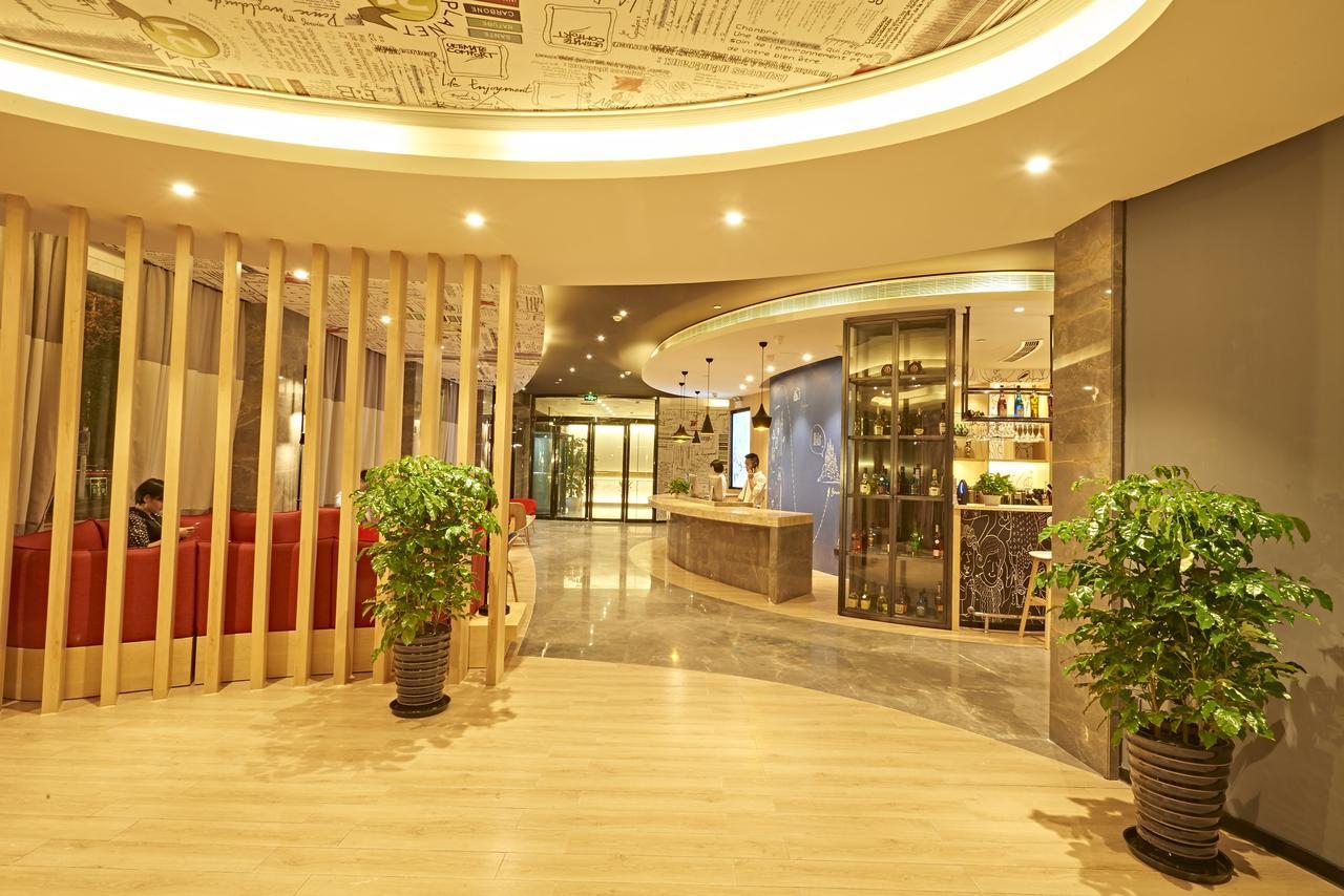 Отель Ibis Wenzhou Ariport Avenue Экстерьер фото